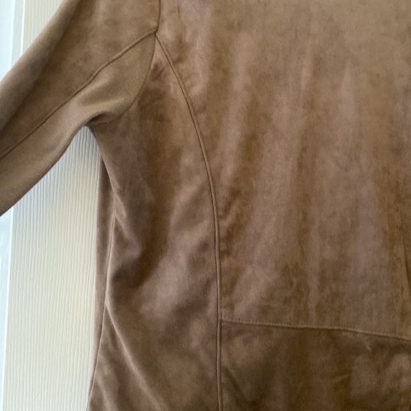 Vigoss USA faux suede and knit jacket in tan with asymmetrical styling sz medium - Picture 6 of 6